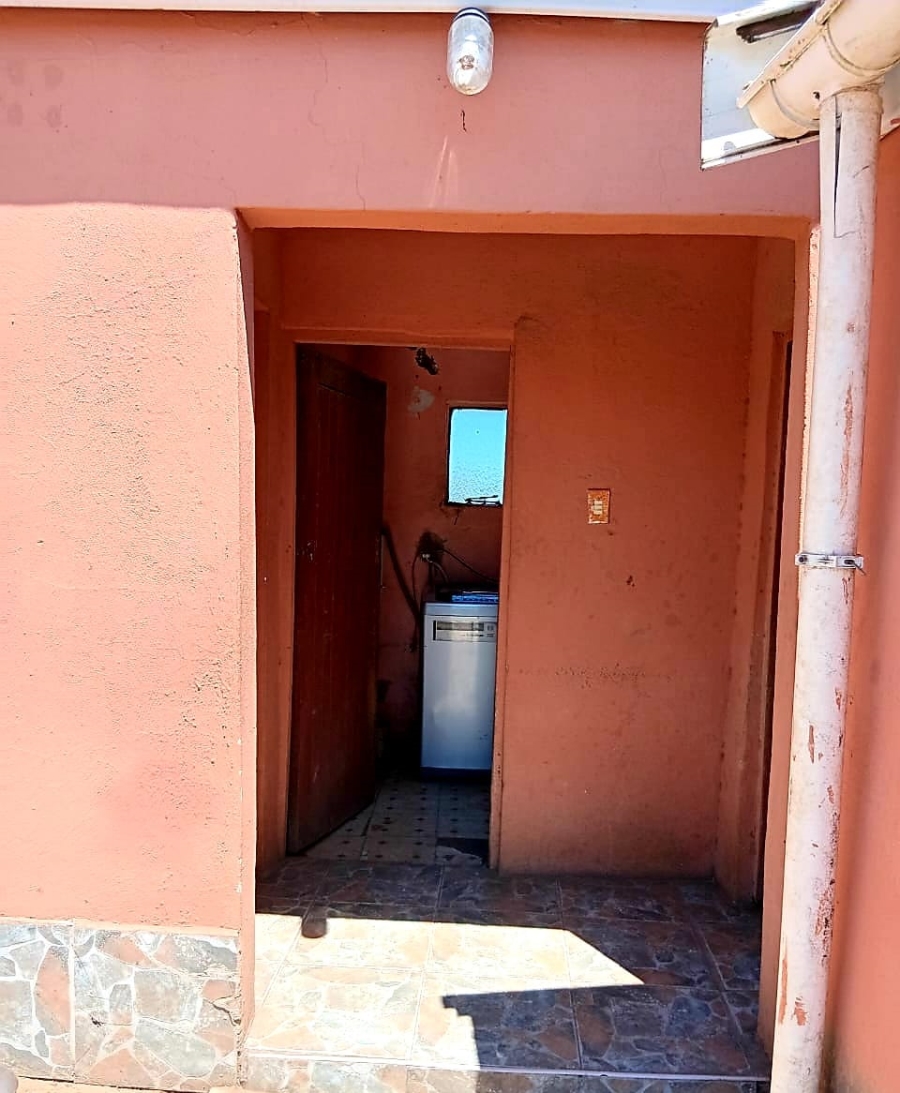 4 Bedroom Property for Sale in Mdantsane Nu 2 Eastern Cape